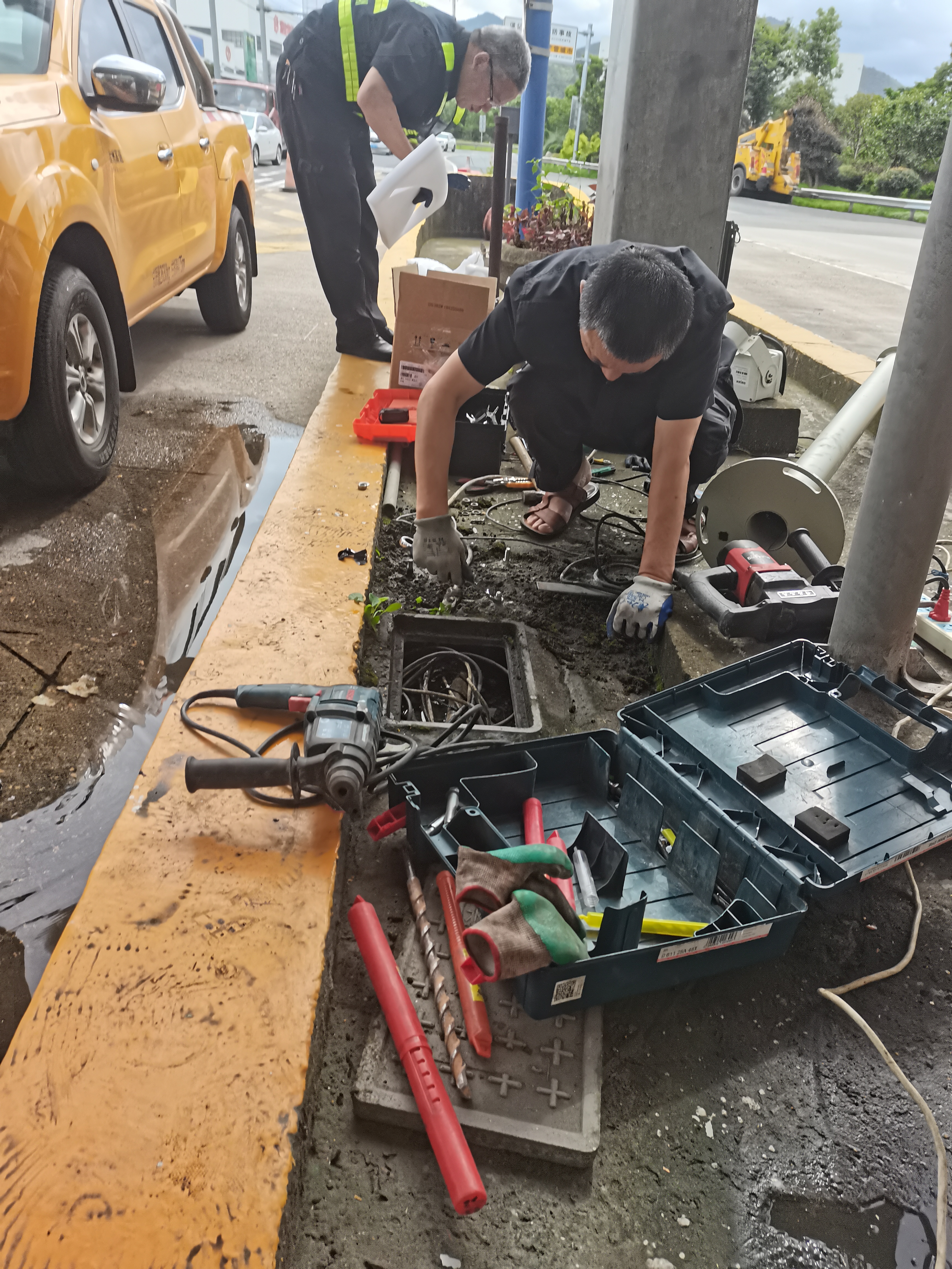 1629097436571724.jpg 事故處理現(xiàn)場.jpg